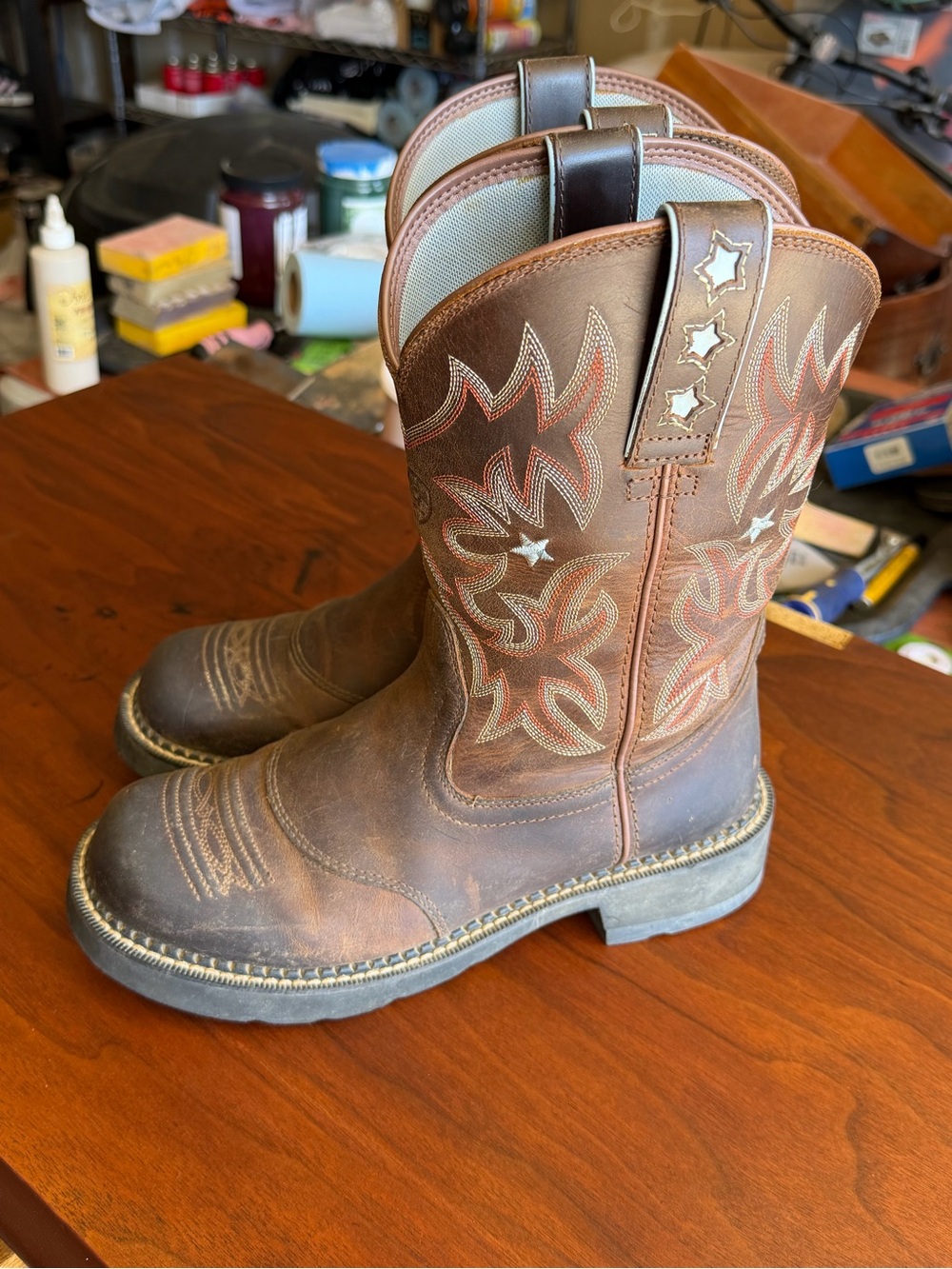 Ariat Brown Leather Western Pull-On Boots with Star Accents